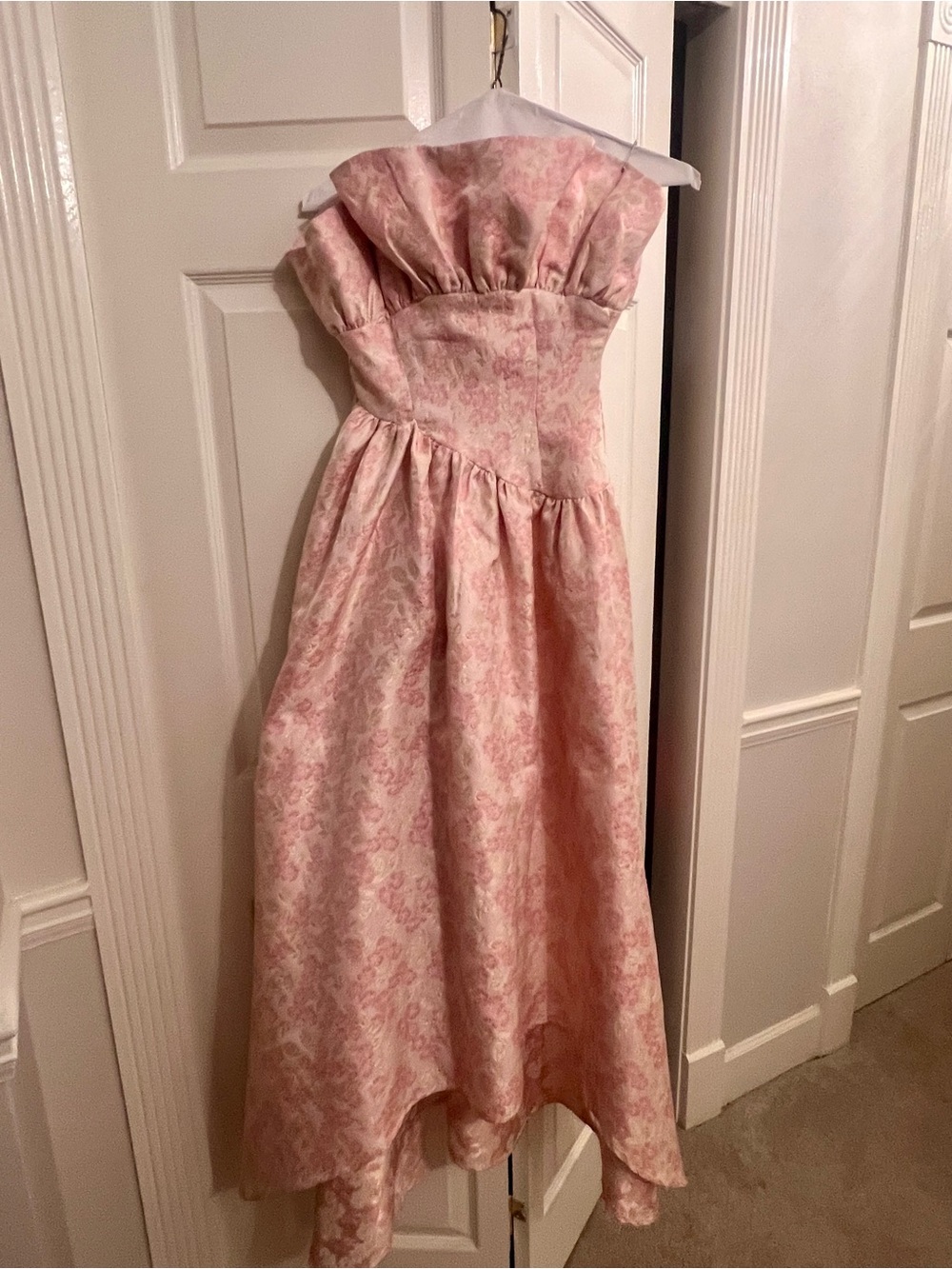 FLORALIE STRAPLESS GOWN IN LIGHT PINK MULTI ELLIATT - Picture 4 of 7